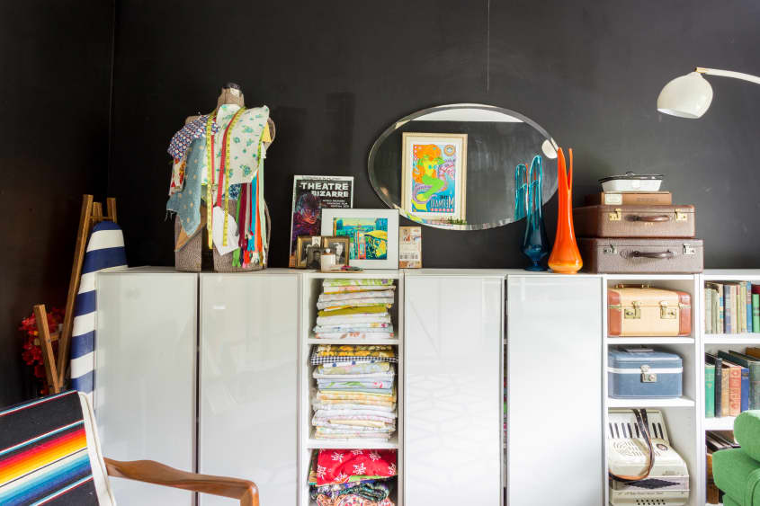 House Tour A Quirky MCM Modern Nashville Home Apartment Therapy